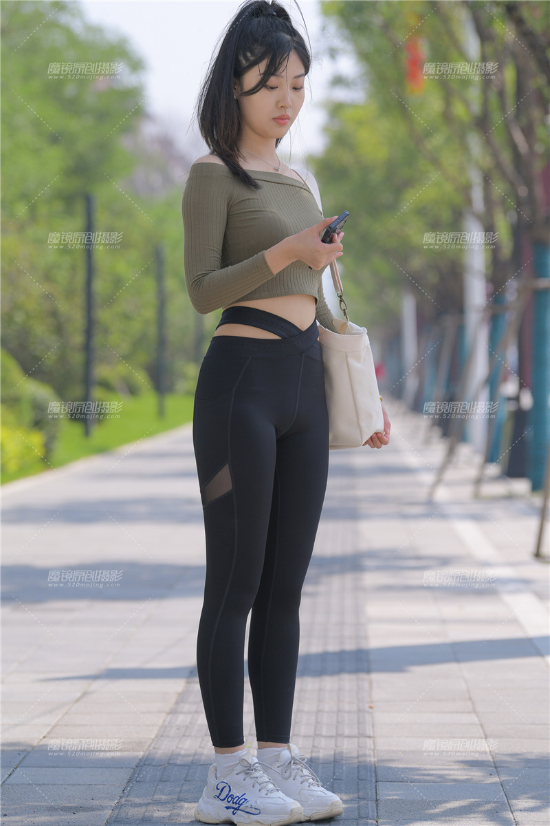 一始街拍模拍作品 半度微凉